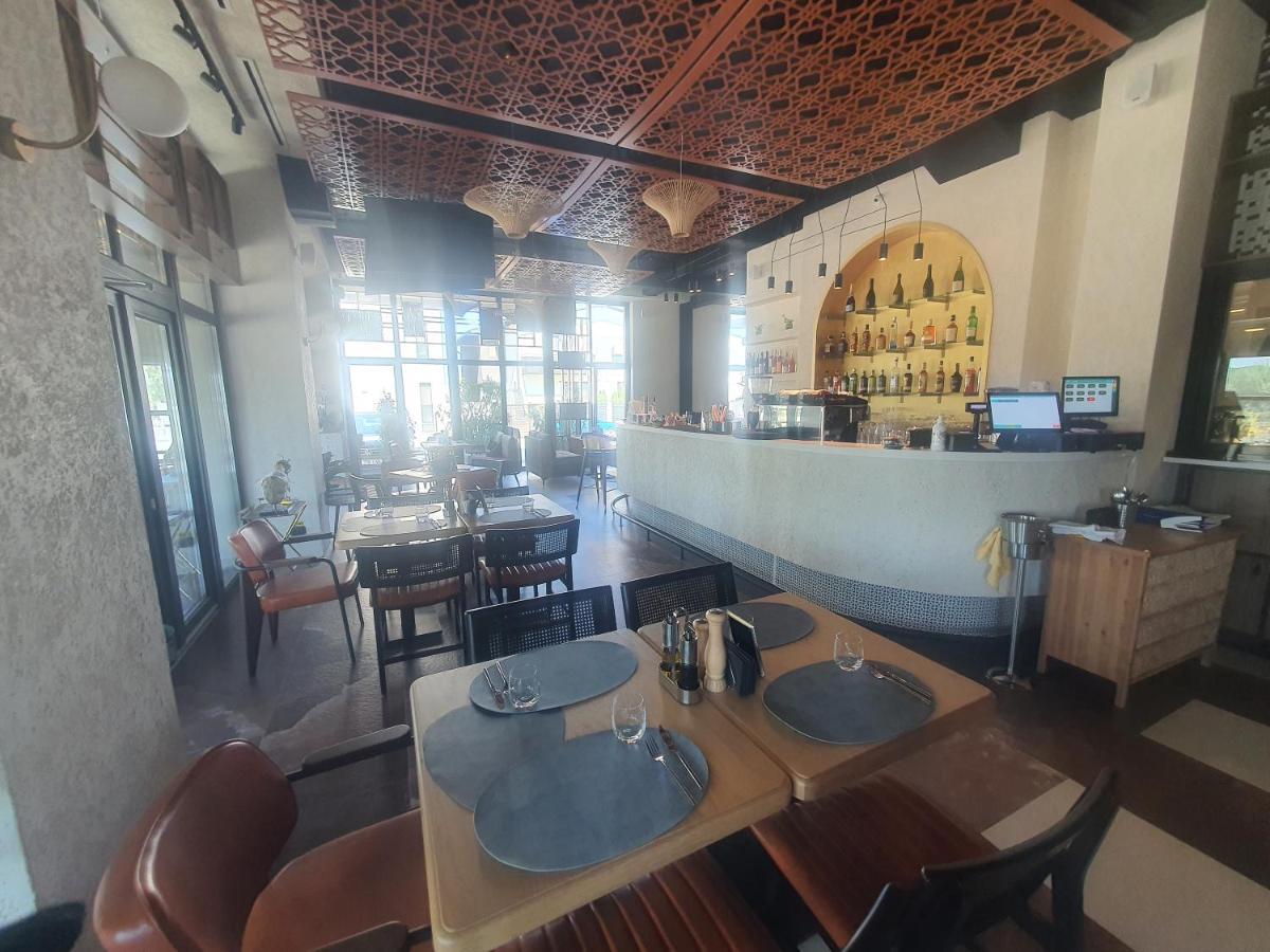 Grey Residence Apartments Tunarii Εξωτερικό φωτογραφία